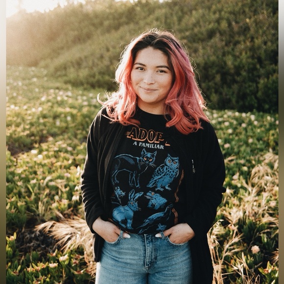 Meet your seller! - Picture 4 of 4